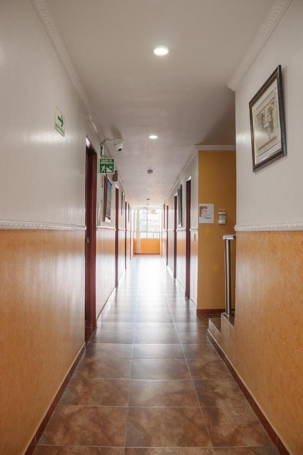 Hotel Casa Baquero Bogota Bagian luar foto
