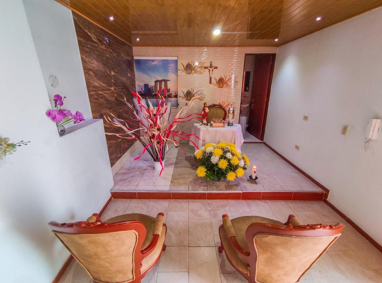 Hotel Casa Baquero Bogota Bagian luar foto