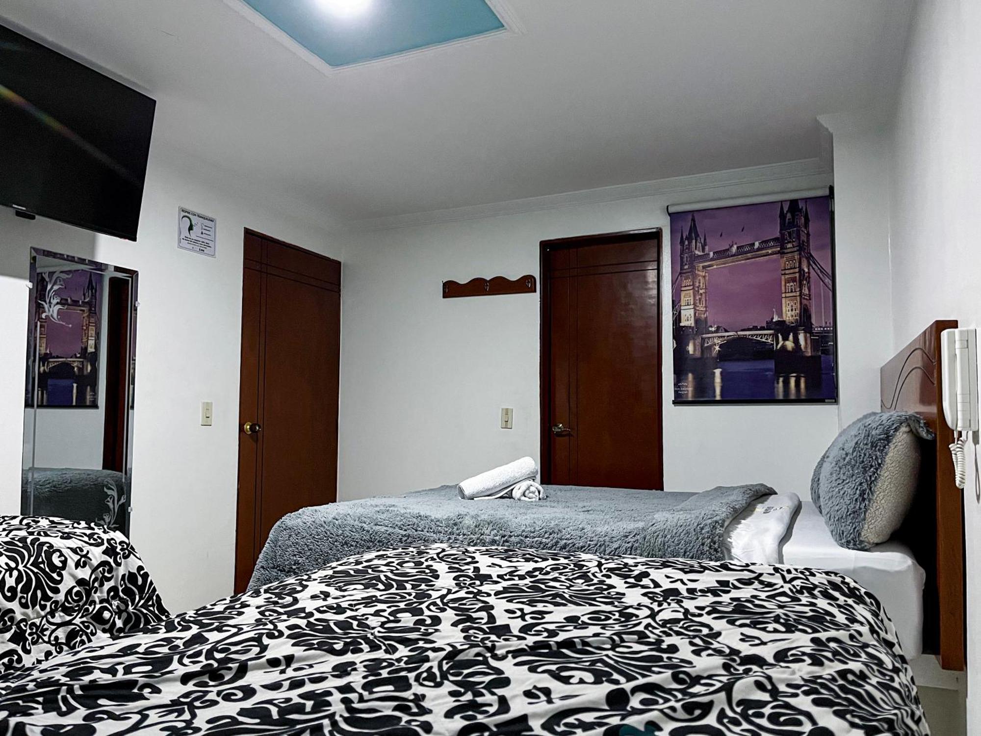 Hotel Casa Baquero Bogota Bagian luar foto