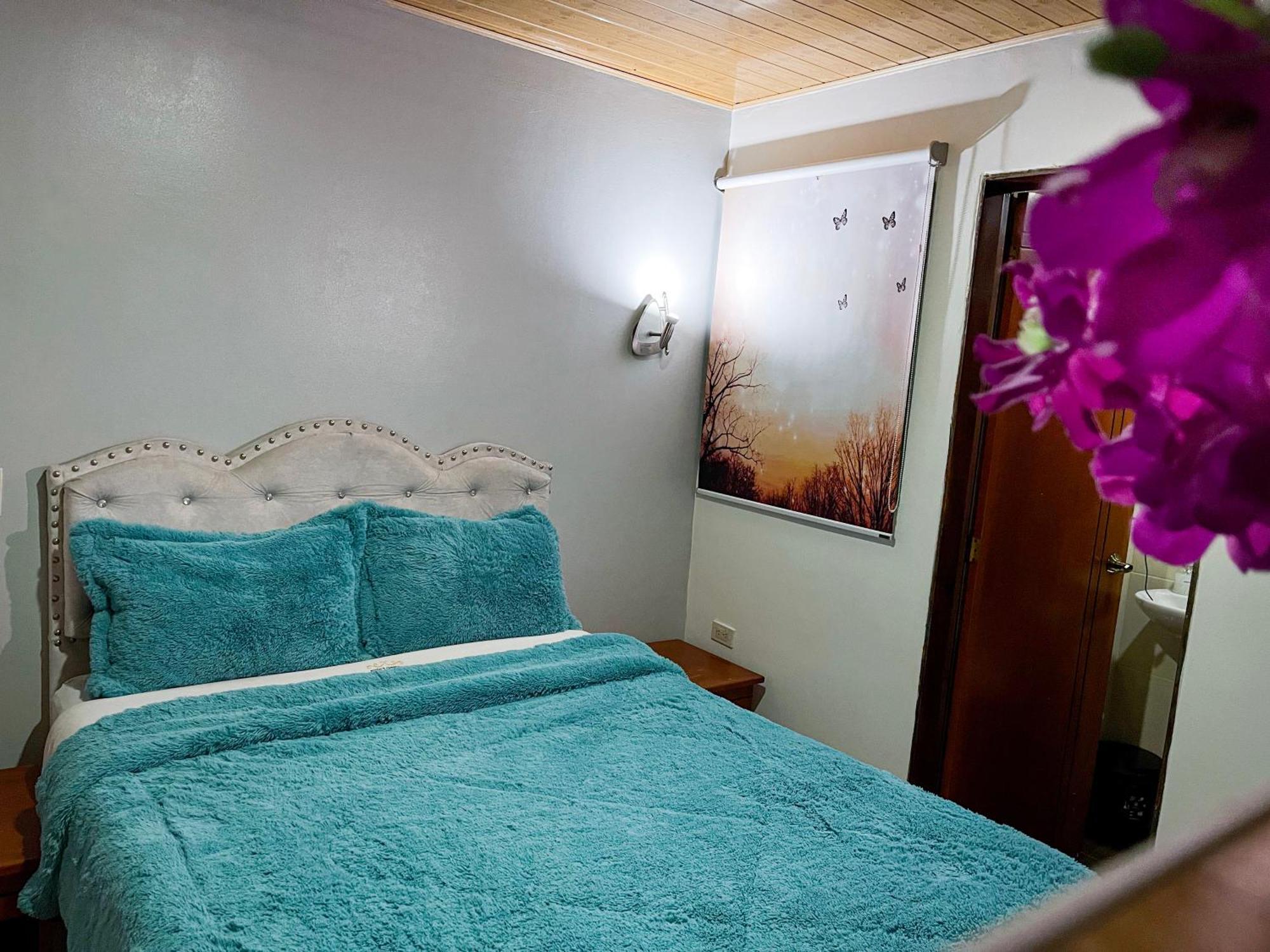 Hotel Casa Baquero Bogota Bagian luar foto